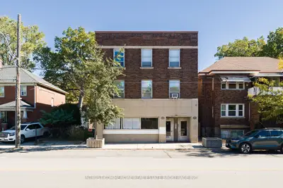 157-159 Jane Street, Toronto, On M6s 3y8