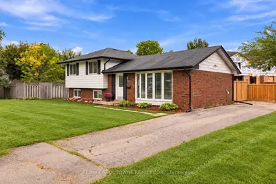 340 Duncombe Drive, Burlington, On L7l 4m1