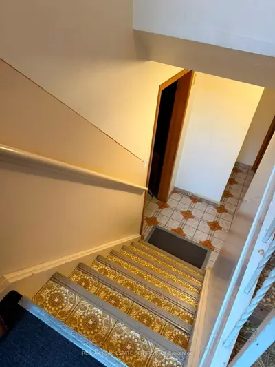 82 Sharpecroft Boulevard Basement, Toronto, On M3j 1p4