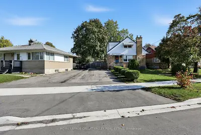 29 Crestview Avenue, Brampton, On L6w 2r8