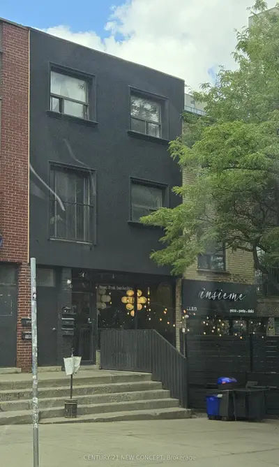 120a Atlantic Avenue A, Toronto, On M6k 1x9