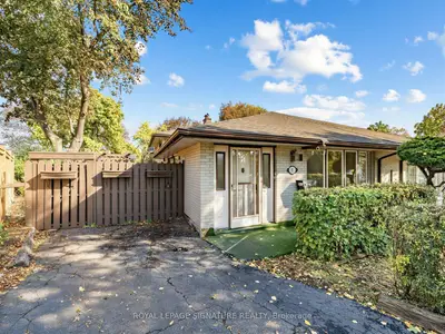 11 Albion Crescent, Brampton, On L6t 1l3