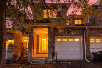 44 Viewcrest Circle, Toronto, On M9w 7g6