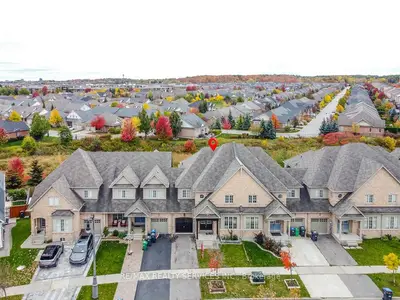 30 Naperton Drive, Brampton, On L6r 0z5