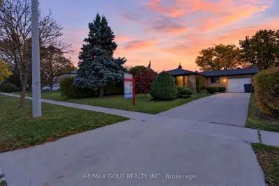 722 Balmoral Drive, Brampton, On L6t 1x4