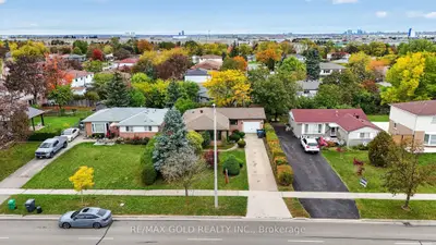 722 Balmoral Drive, Brampton, On L6t 1x4