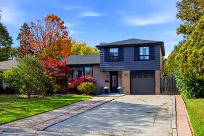37 Banbury Court, Brampton, On L6t 1y9