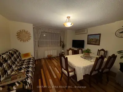 74 Millicent Street, Toronto, On M6h 1w4
