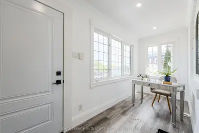 19 Schell Avenue, Toronto, On M6e 2s7
