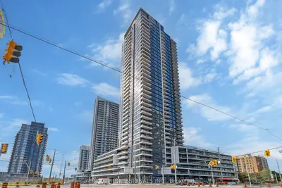 15 Watergarden Drive 410, Mississauga, On L5r 0h4