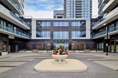 35 Watergarden Drive 1012, Mississauga, On L5r 0g8