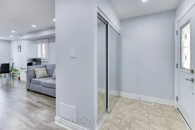 131 Saddletree Trail, Brampton, On L6x 4m9