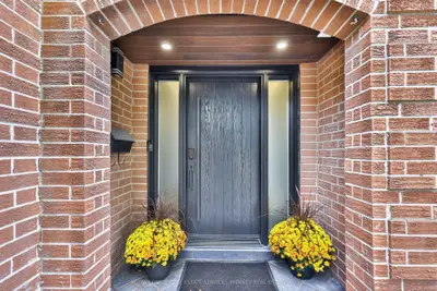 4329 Hartfield Grove, Mississauga, On L4w 2y6