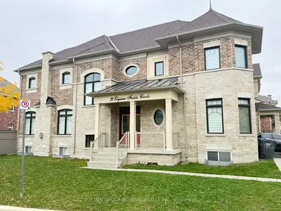 33 Elysian Fields Circle, Brampton, On L6y 6e8