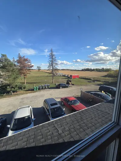 8 Victoria Street E, Caledon, On L7c 0c5
