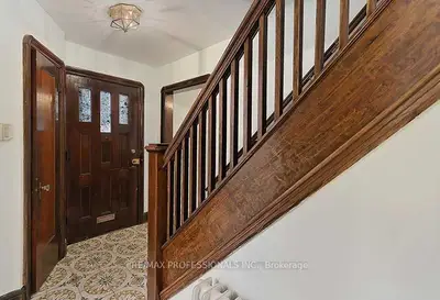 103 Keele Street, Toronto, On M6p 2j8