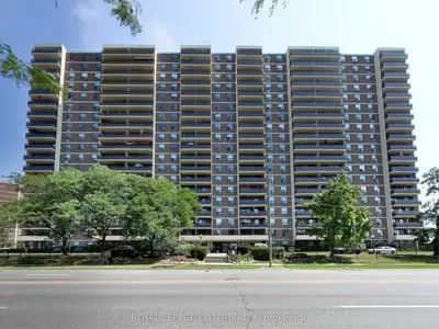 511 The West Mall Road 702, Toronto, On M9c 1g5