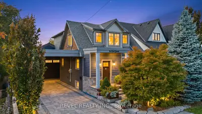 36 EARL Street, Mississauga, ON L5M 1N7
