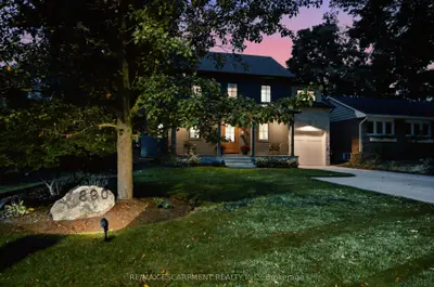890 Forest Glen Avenue, Burlington, On L7t 2l2