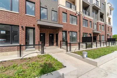 3405 ridgeway Drive 08, Mississauga, ON L5L 5T3