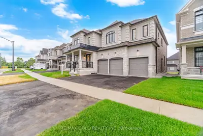 17 Mosswood Trail, Brampton, On L6p 4e7