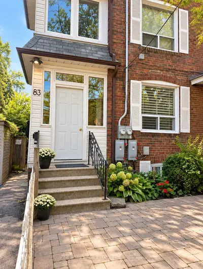 83 Wheatfield Road, Toronto, On M8v 1s6