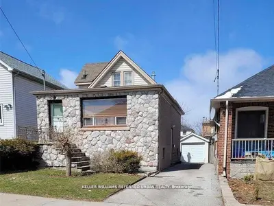 8 Tilden Crescent, Toronto, On M9p 1v5