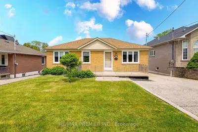 376 Rustic Road Main, Toronto, On M6l 1w7