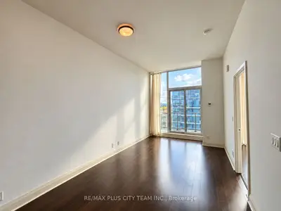 1185 The Queensway 1211, Toronto, On M8z 0c6