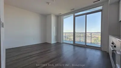 36 Zorra Street 910, Toronto, On M8z 0g5