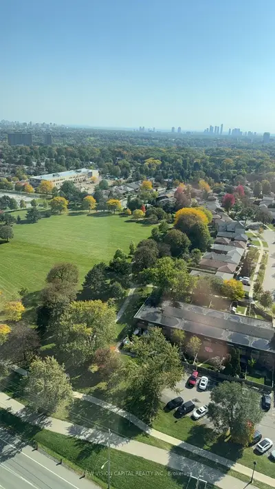 4010 Eglinton Avenue W 2308, Toronto, On M9a 0g5