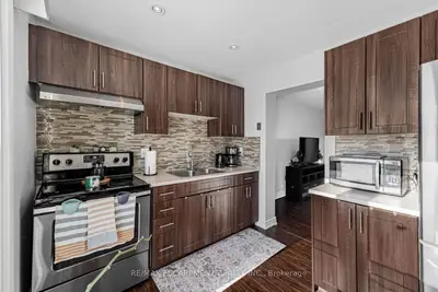 6650 Falconer Drive 19, Mississauga, On L5n 1b5