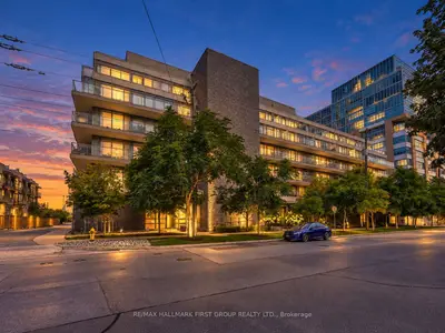 8 Fieldway Road 505, Toronto, On M8z 3l1