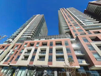 4010 Eglinton Avenue W 1818, Toronto, On M9a 0g5