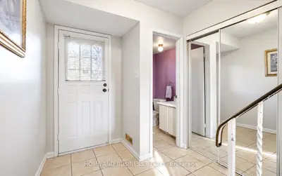 6040 Montevideo Road 64, Mississauga, On L5n 2t4