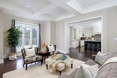 125 Paliser Court, Oakville, On L6k 2h1