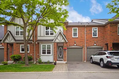 5865 Dalebrook Crescent 31b, Mississauga, On L5m 5x1