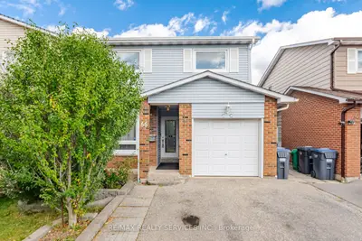 66 Hockley Path, Brampton, On L6v 3r3