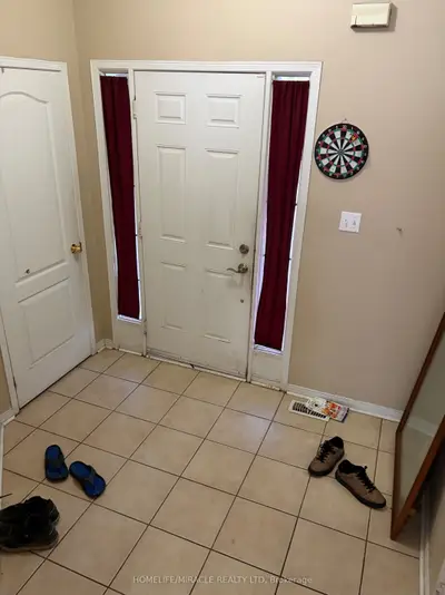 40 Crannyfield Drive, Brampton, On L7a 3x2