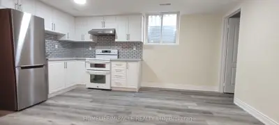 3185 Chamberlain Court, Mississauga, On L5n 3m2