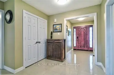 4379 Sedgefield Road, Mississauga, On L5m 3b6