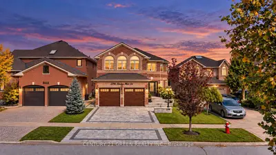 2296 London Mist Court, Mississauga, On L5m 5y4