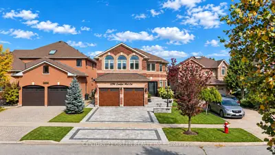 2296 London Mist Court, Mississauga, On L5m 5y4