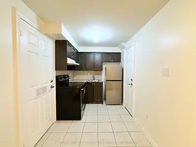 62 Beaver Avenue Bsmt, Toronto, On M6h 2g1