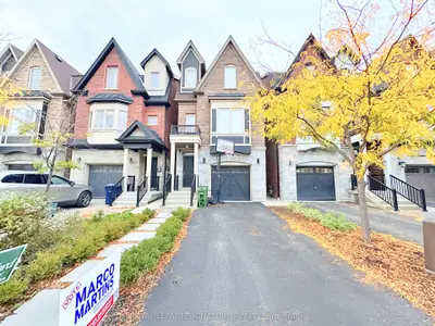 62 Beaver Avenue Main, Toronto, On M6h 2g1