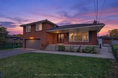 6 Archway Crescent Main, Toronto, On M9m 1v6