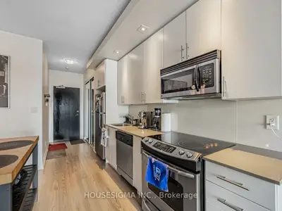 165 Legion Road N 2834, Toronto, On M8y 0b3