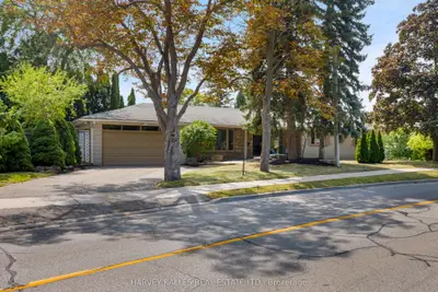215 Edenbridge Drive, Toronto, On M9a 3g9