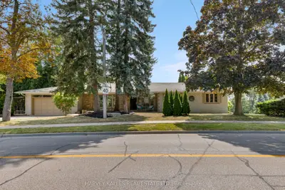 215 Edenbridge Drive, Toronto, On M9a 3g9