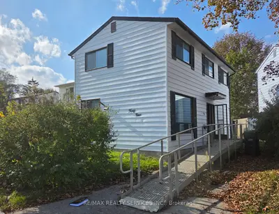 49 Huntingwood Crescent, Brampton, On L6s 1s5